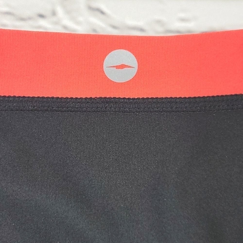 Avia Running Crops   - Picture 5 of 7